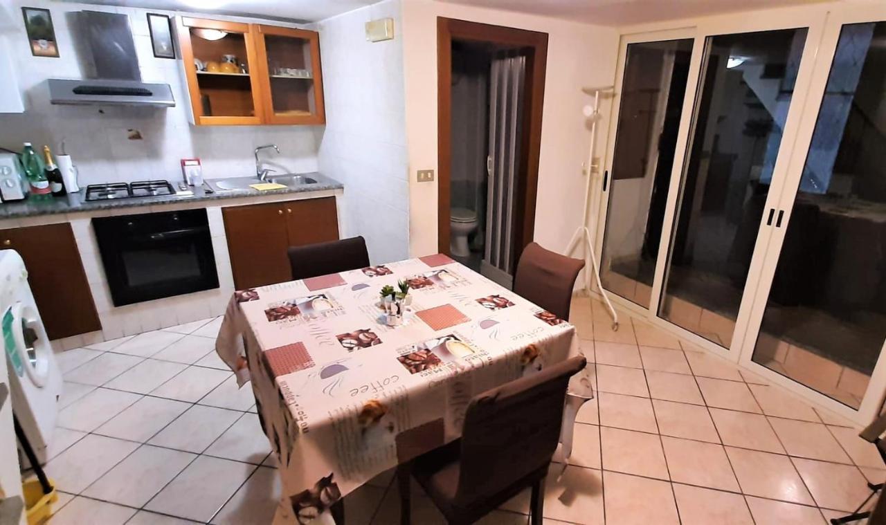 O' Vascio Apartment Naples Exterior photo